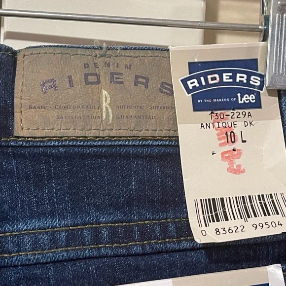 RIDERS by Lee 10 L NWT Misses Stretch Mid-Rise Straight Leg Eased Fit Seat/Thigh - Picture 9 of 12